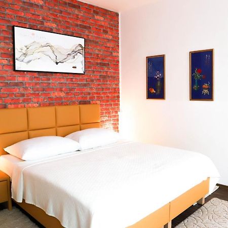 «Go West» Guest Rooms Wien Exteriör bild