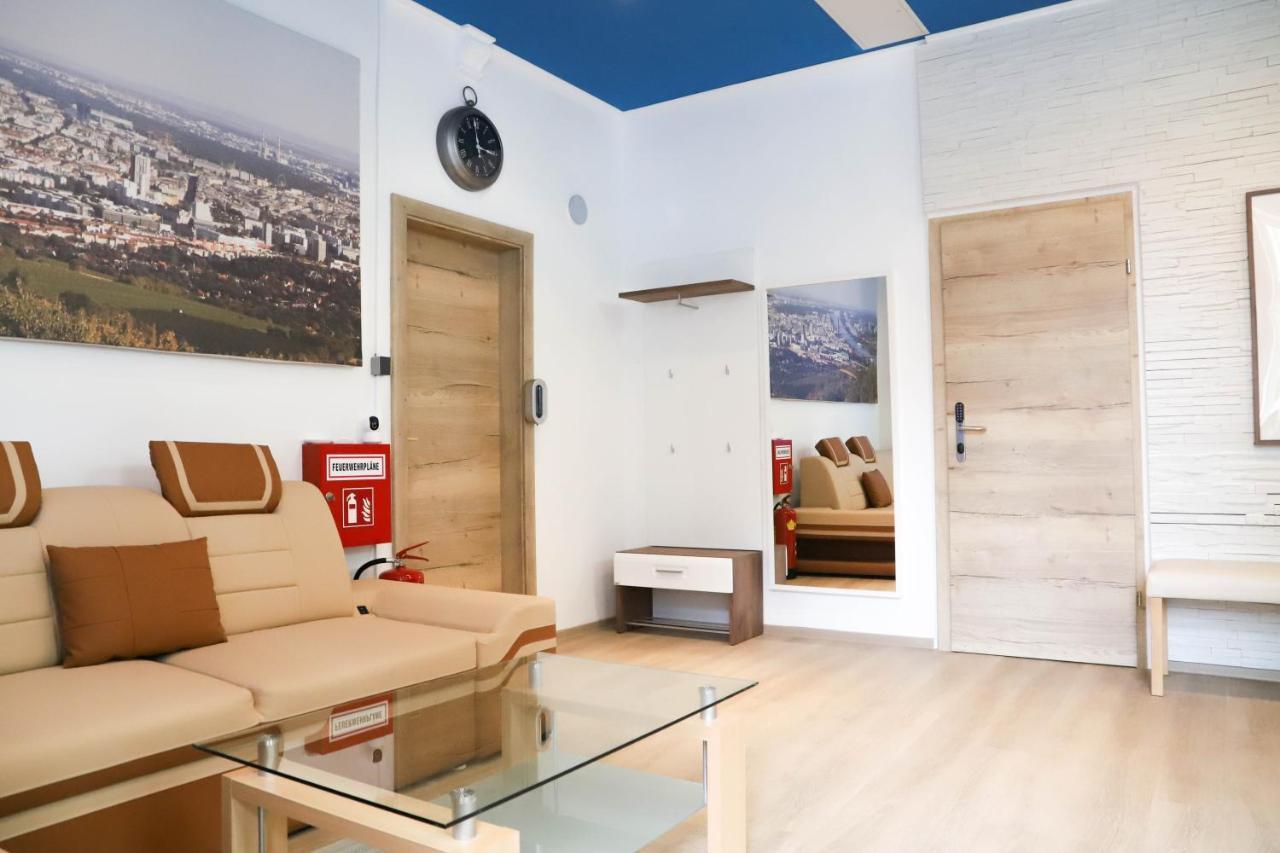 «Go West» Guest Rooms Wien Exteriör bild
