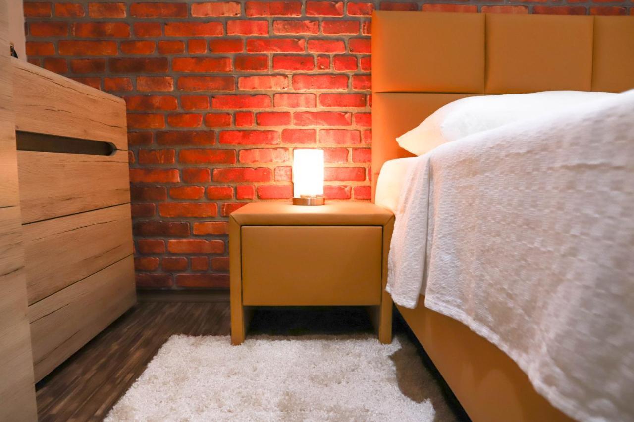 «Go West» Guest Rooms Wien Exteriör bild