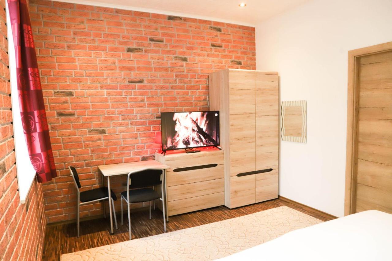 «Go West» Guest Rooms Wien Exteriör bild