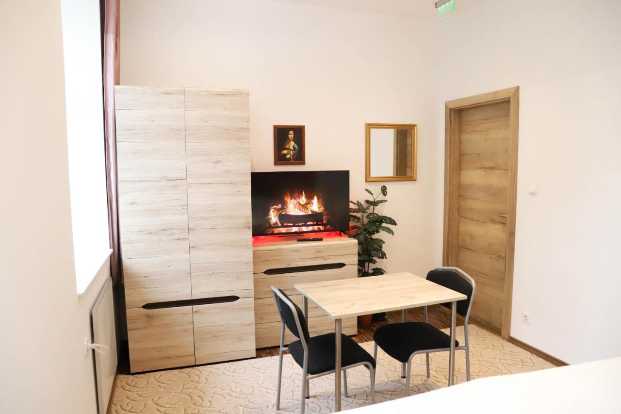 «Go West» Guest Rooms Wien Exteriör bild