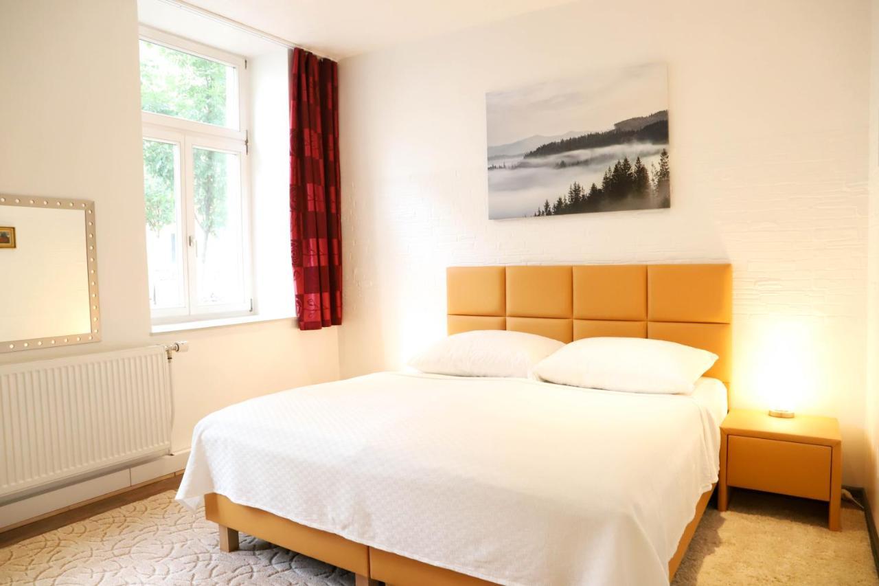 «Go West» Guest Rooms Wien Exteriör bild