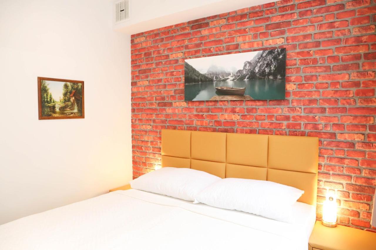 «Go West» Guest Rooms Wien Exteriör bild